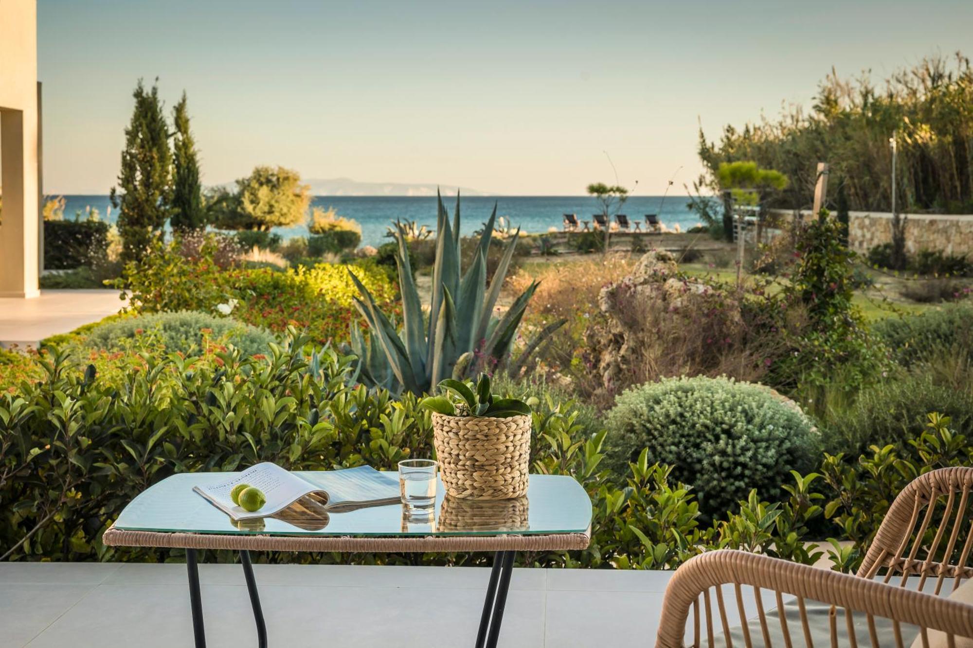 Grand Blue Beach Residences Lixouri Ngoại thất bức ảnh